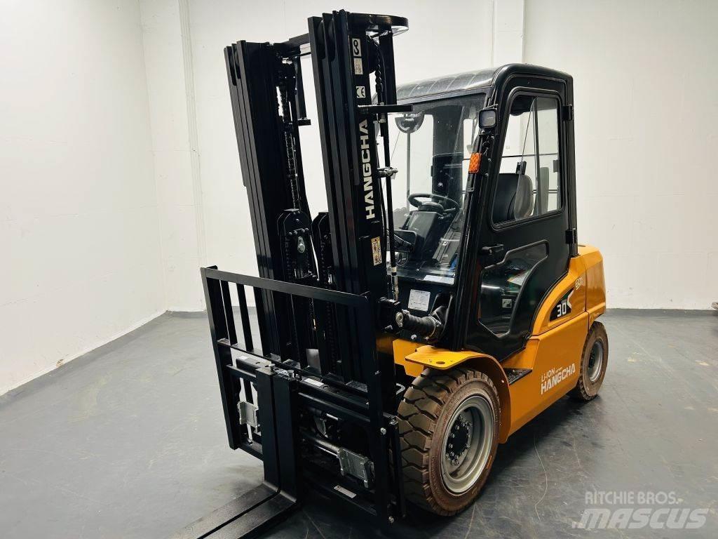 Hangcha CPD30-XEY2-SI Elektrikli forkliftler