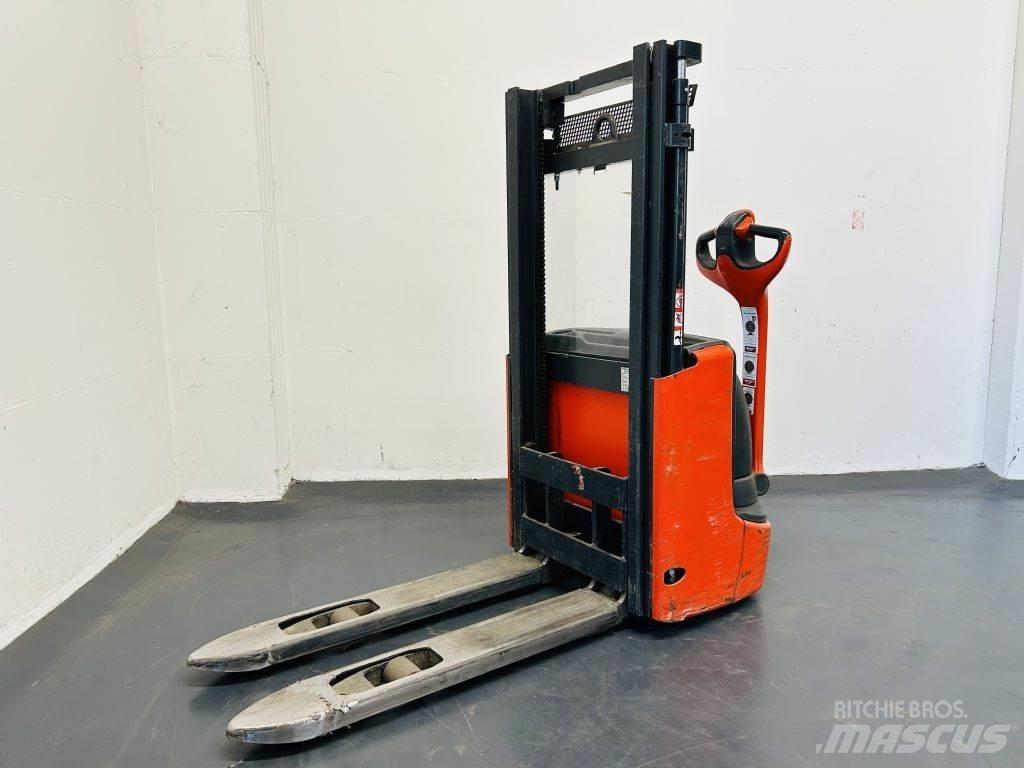 Linde L10B Yaya kumandali istif makinasi