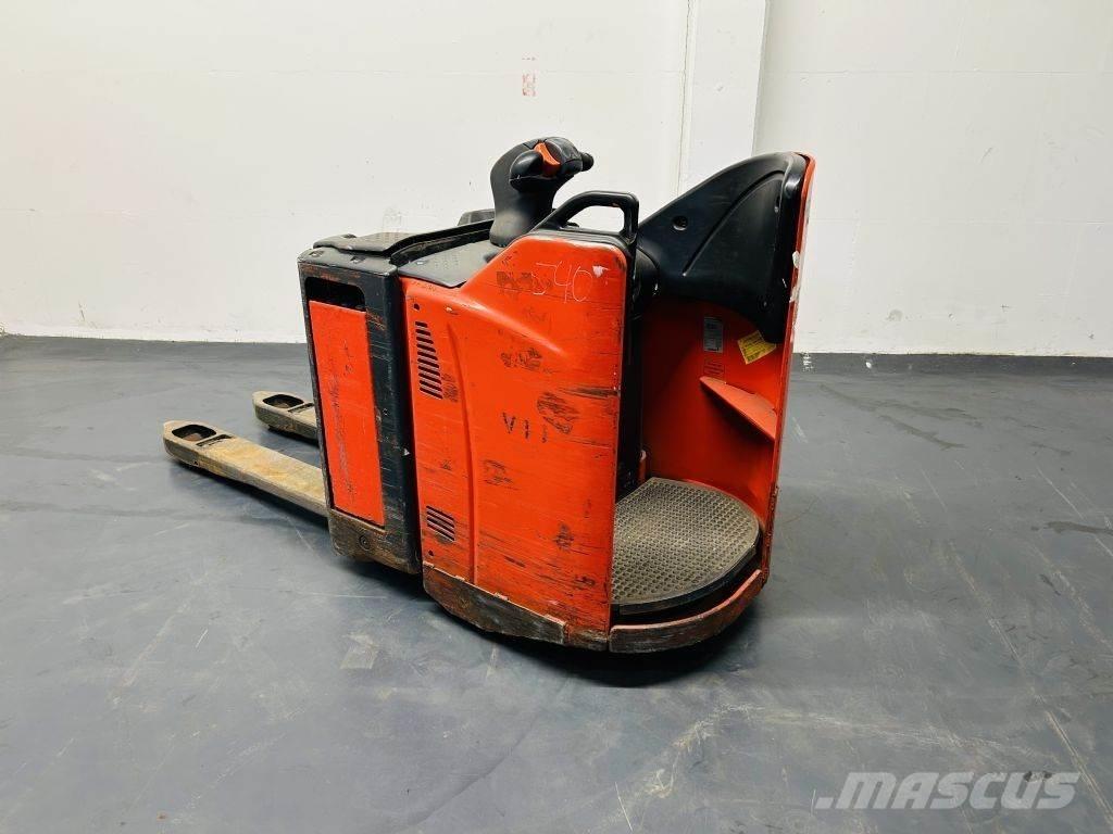 Linde T20SP Akülü depo ekipmanları