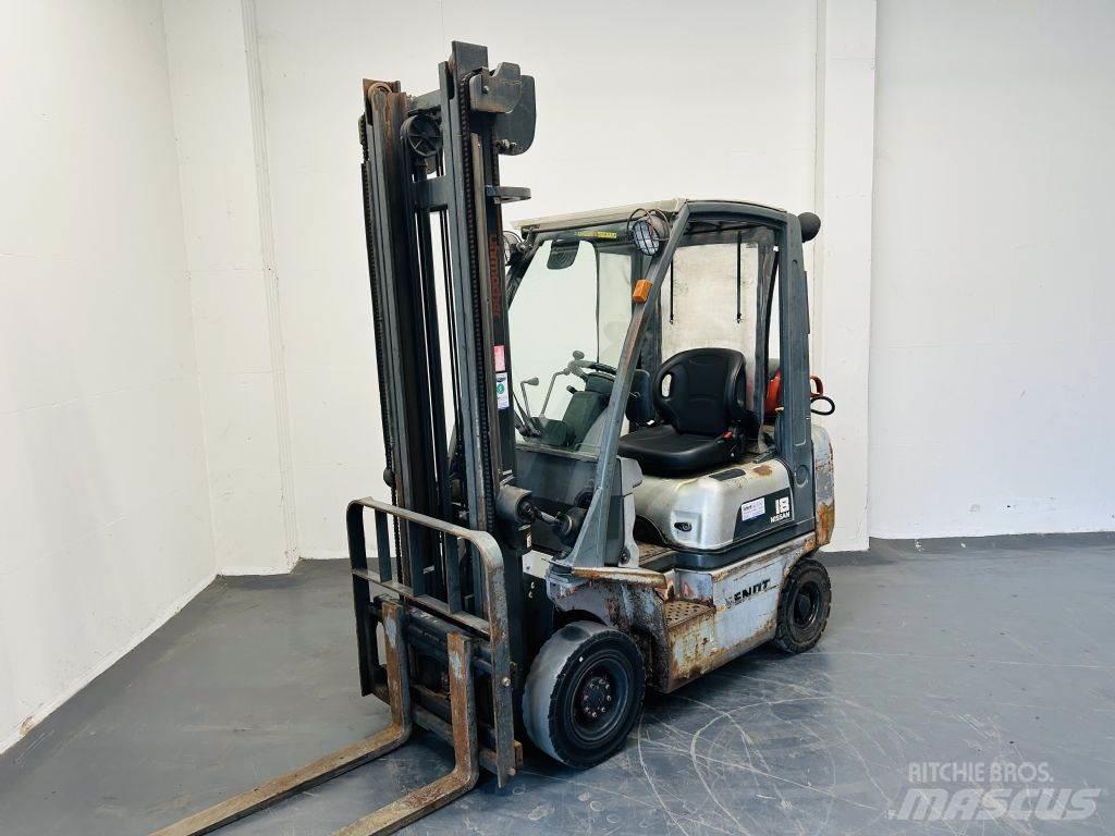 Nissan PD01A18PQ LPG'li forkliftler