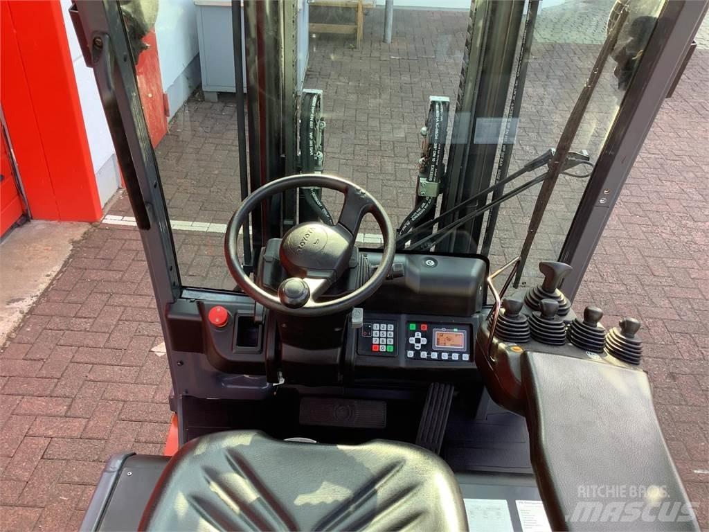 Toyota 8FBE16T Elektrikli forkliftler