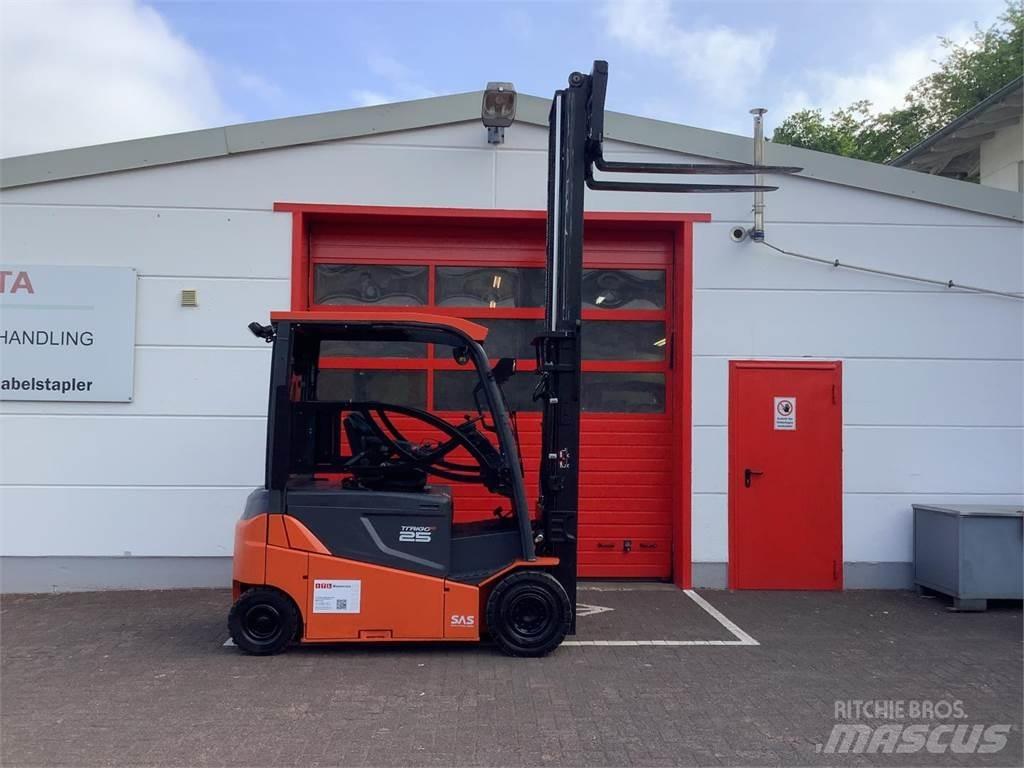 Toyota 8FBMT25 Elektrikli forkliftler