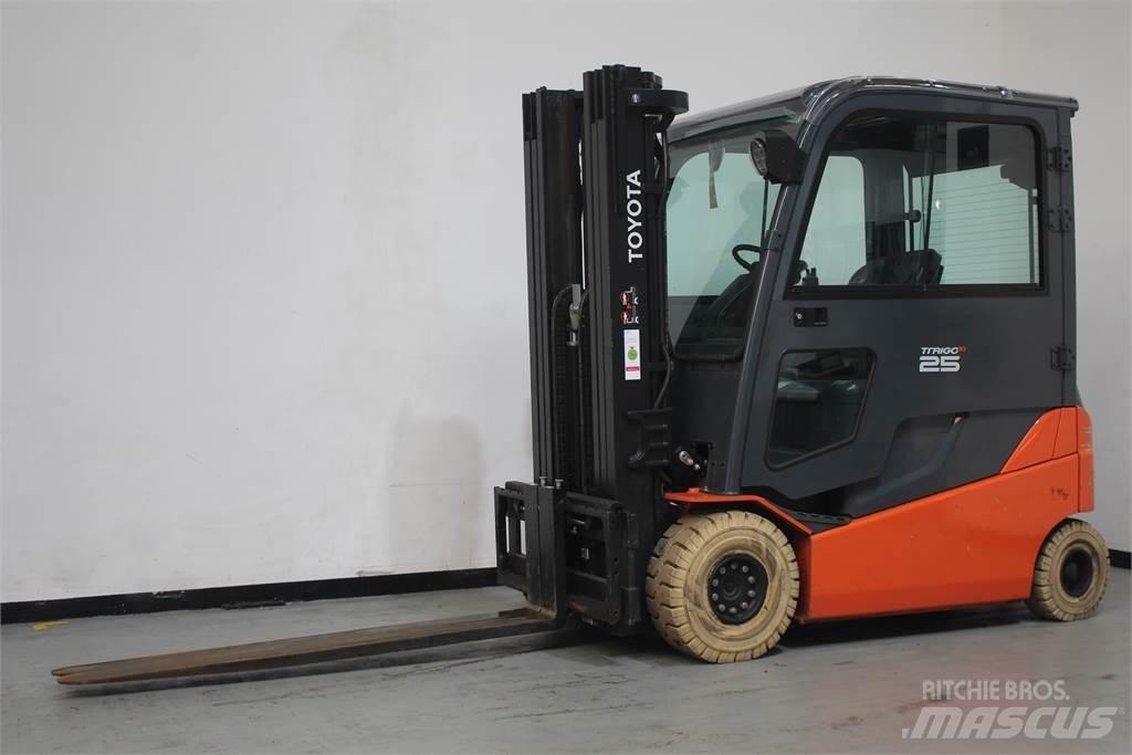 Toyota 8FBMT25 Elektrikli forkliftler