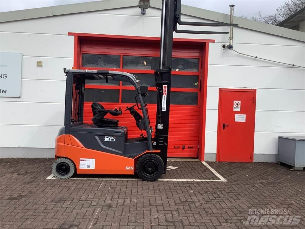 Toyota 8FBMT30 Elektrikli forkliftler