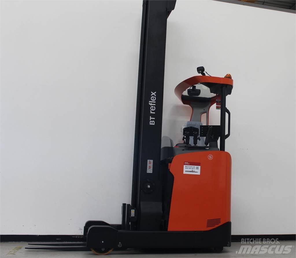 Toyota RRE160H Reach truck - depo içi istif araçları