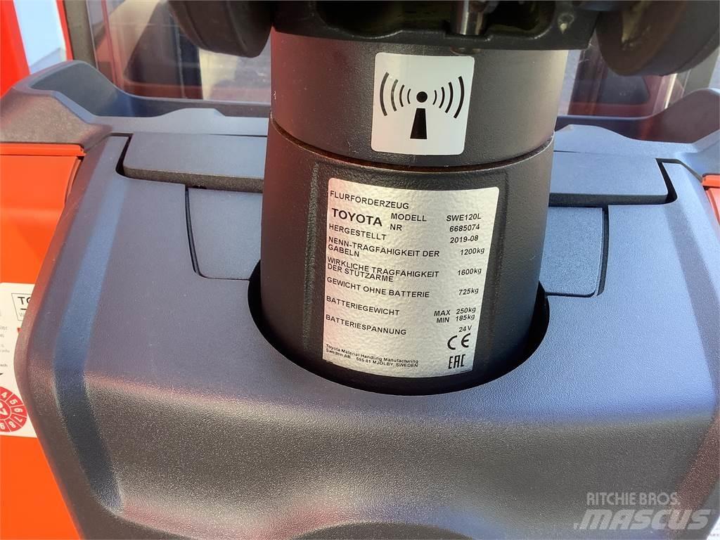Toyota SWE120L Yaya kumandali istif makinasi