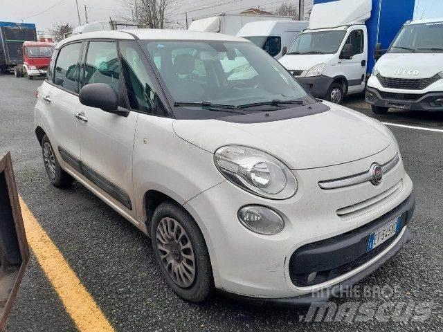 Fiat 500L Kapali kasa kamyonetler