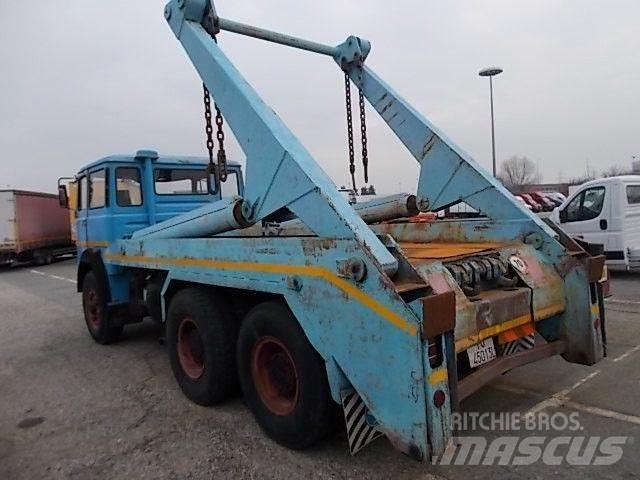 Fiat 697 NP Vinçli kamyonlar