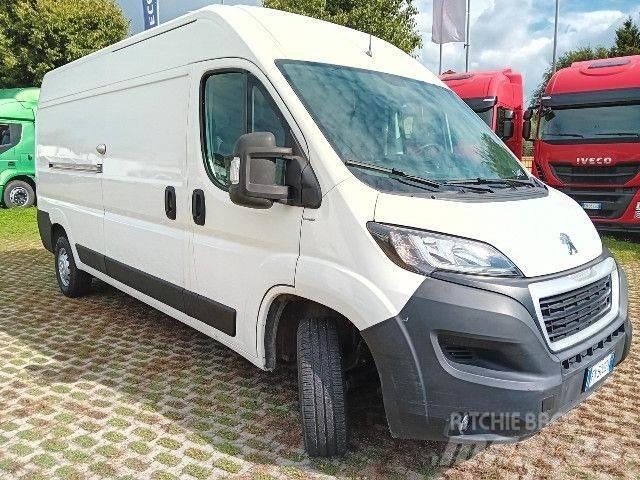 Peugeot BOXER Kapali kasa kamyonetler