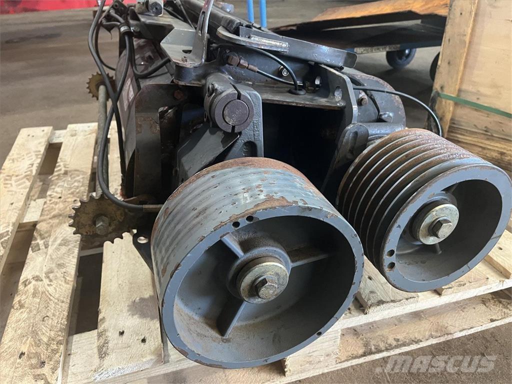 CLAAS CORN CRACKER Diger tarim makinalari