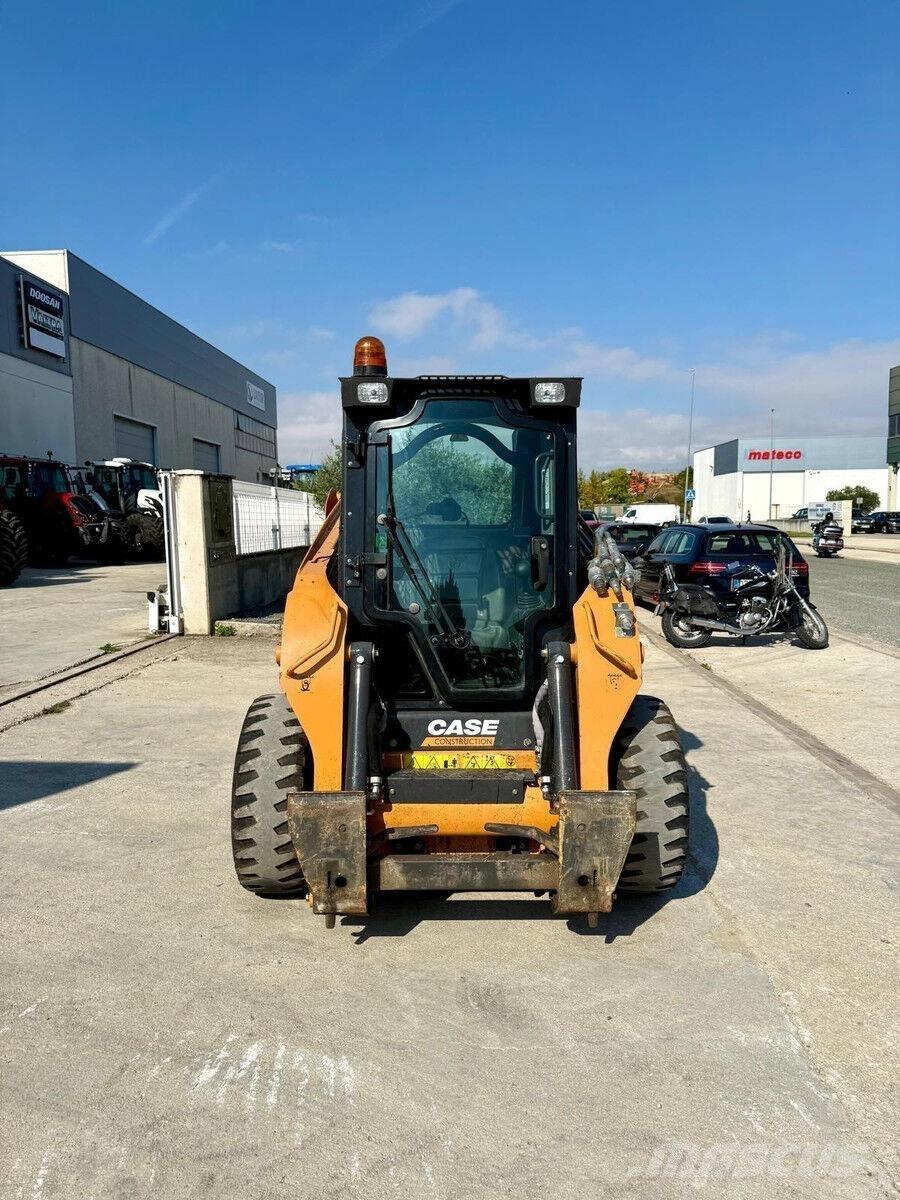 CASE SR210 Tekerlekli yükleyiciler