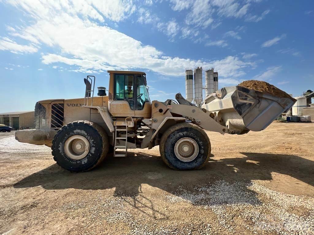 Volvo L180F Tekerlekli yükleyiciler