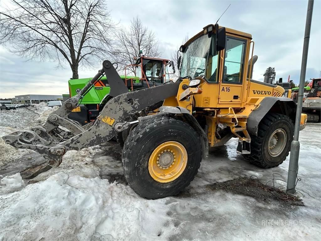 Volvo L90E Paletli ekskavatörler
