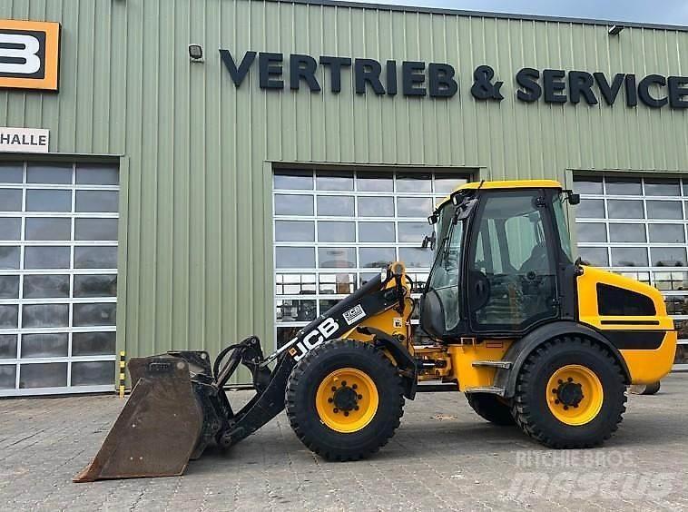 JCB 409 Tekerlekli yükleyiciler