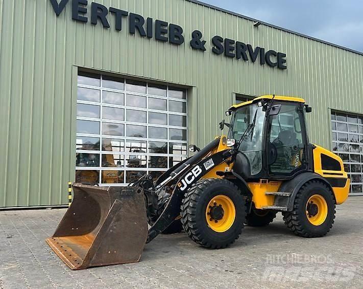 JCB 409 Tekerlekli yükleyiciler