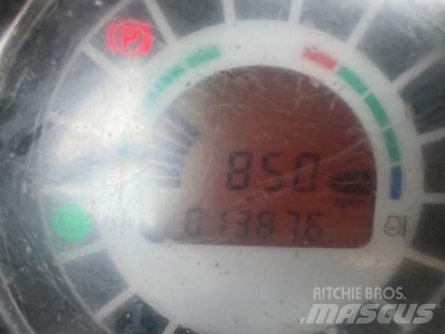 Mecalac 6T Belden kirma kamyonlar