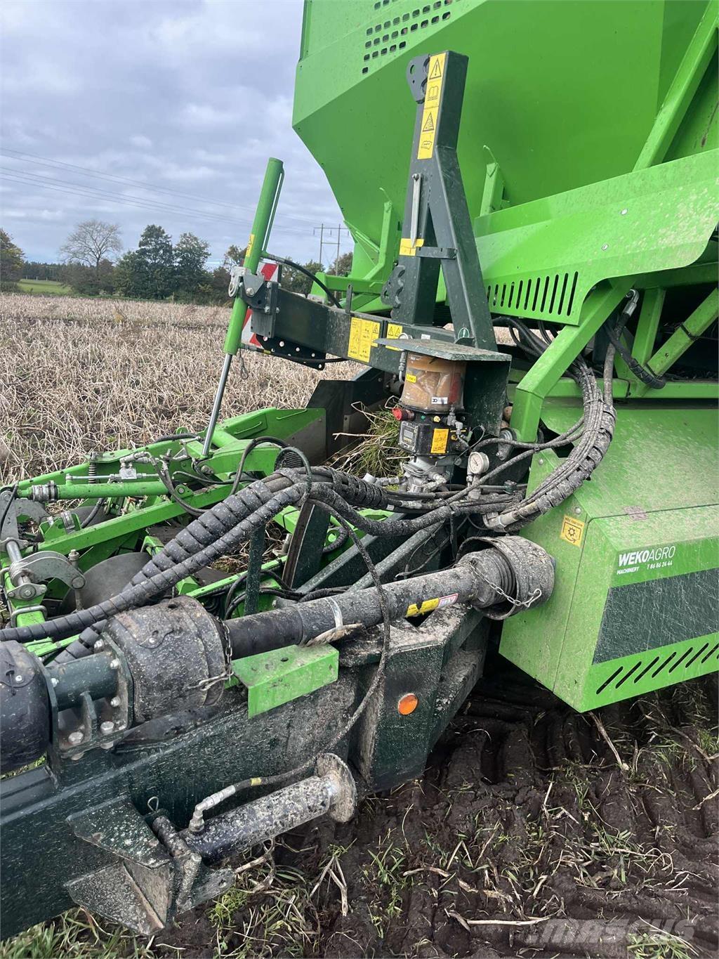 AVR 9200 CR Patates hasat makinalari