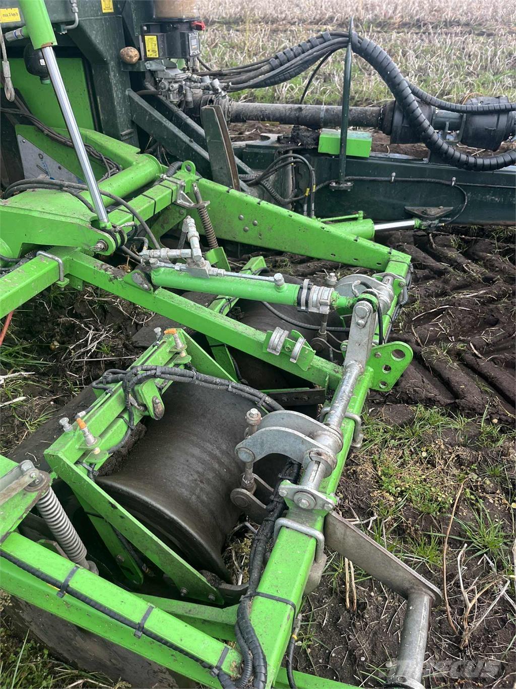 AVR 9200 CR Patates hasat makinalari