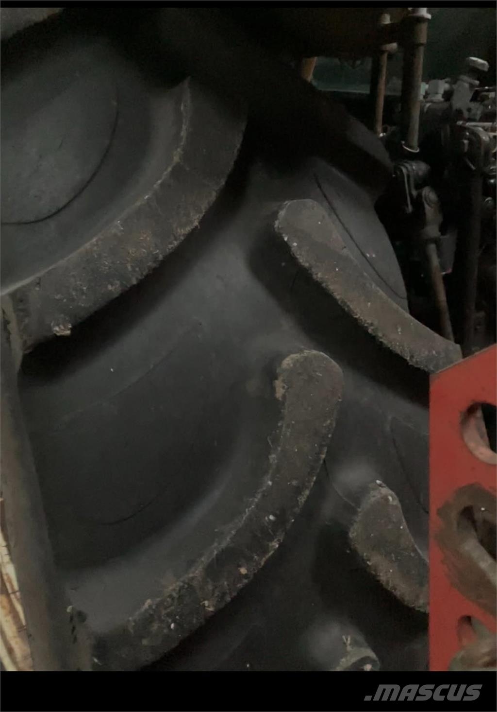 BKT 520/70R38 Tekerlekler