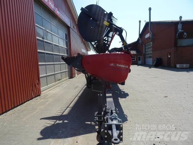 Case IH 30F Biçerdöver kafaları