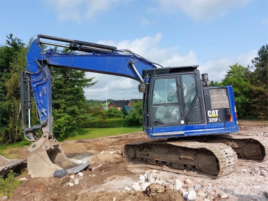 CAT 325F Paletli ekskavatörler