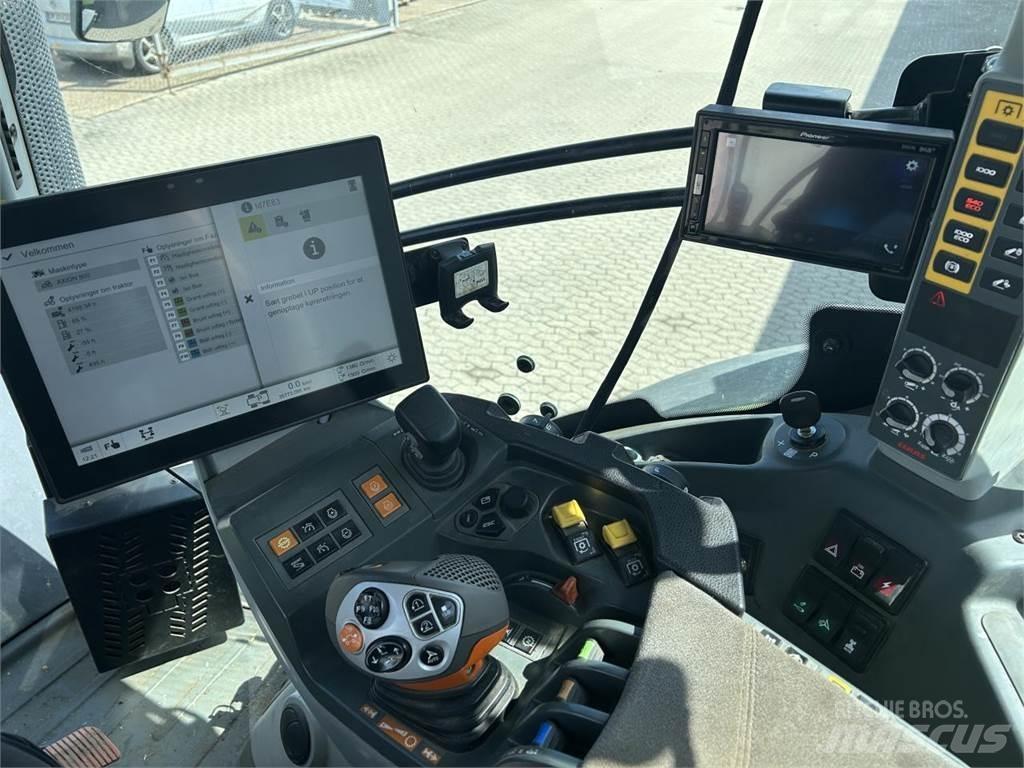 CLAAS AXION 870 Traktörler