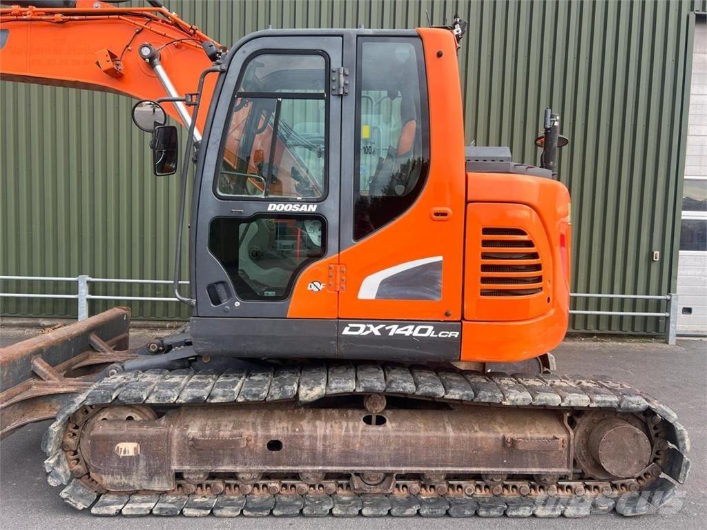 Doosan DX140LCR-5 Paletli ekskavatörler