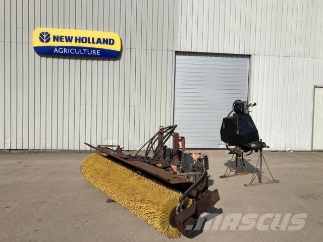  FF 2800 SP Diger yol bakim makinalari