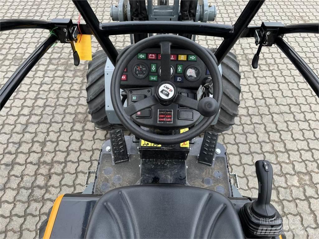 GiANT G1500 Mini yükleyiciler