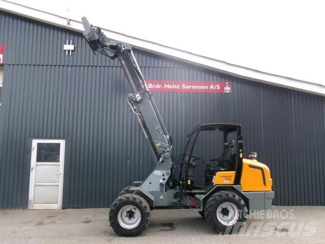 GiANT V5003TELE Mini yükleyiciler