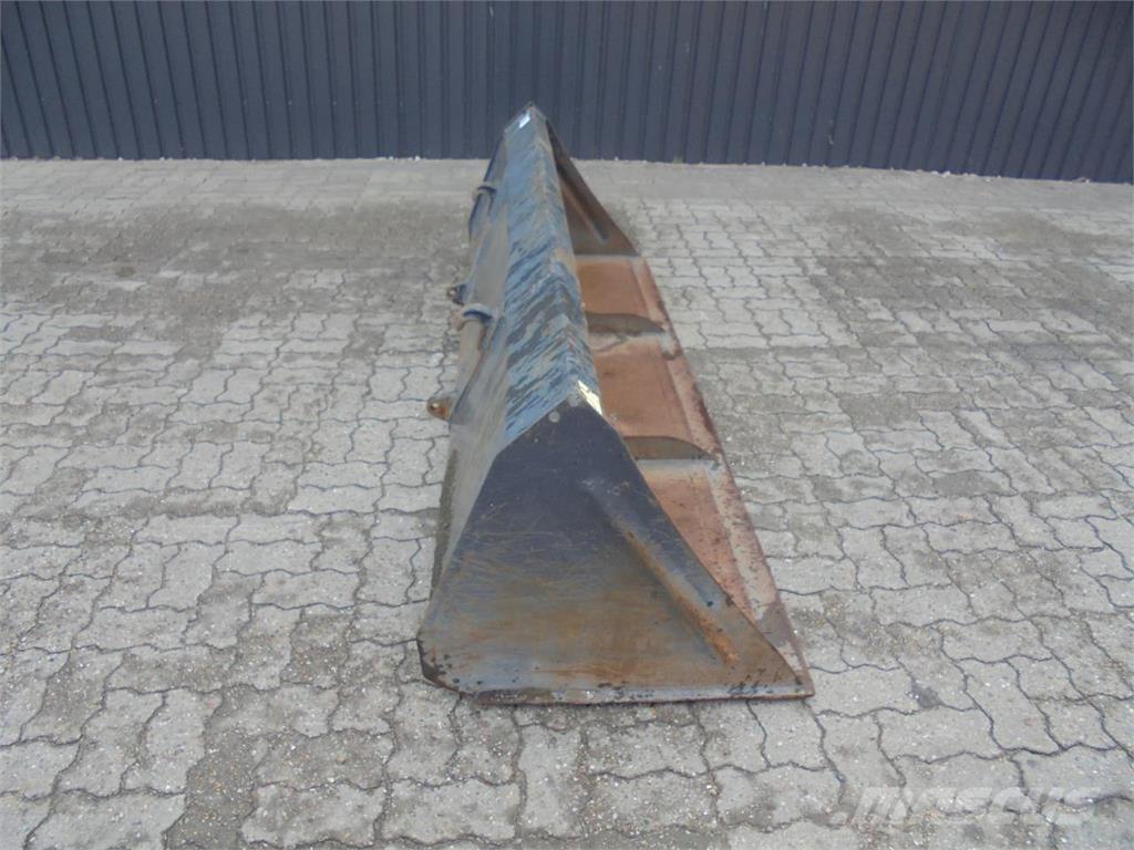 Hauer 2,4 M Diger traktör aksesuarlari