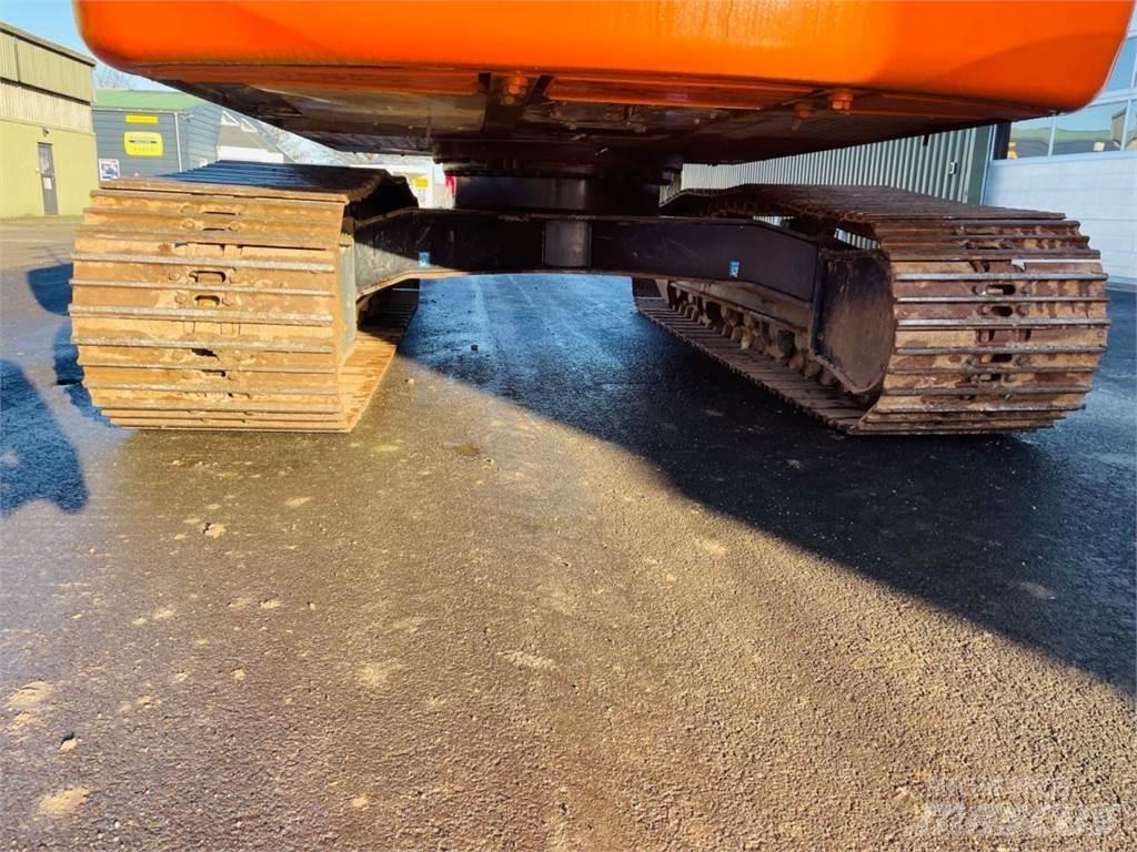 Hitachi ZX210-6 Paletli ekskavatörler