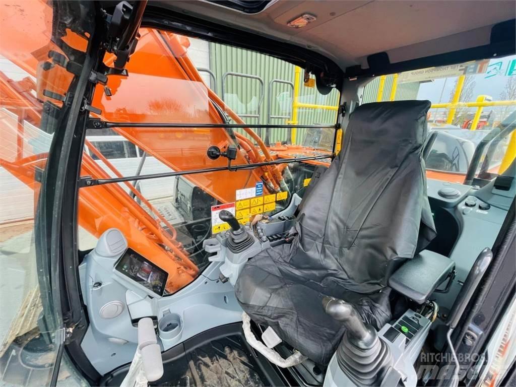 Hitachi ZX210LC-7 Paletli ekskavatörler