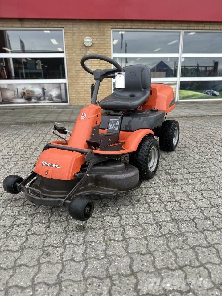 Husqvarna R13C Traktörler