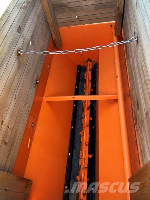 Hydromann 300 Kum ve tuz serpiciler