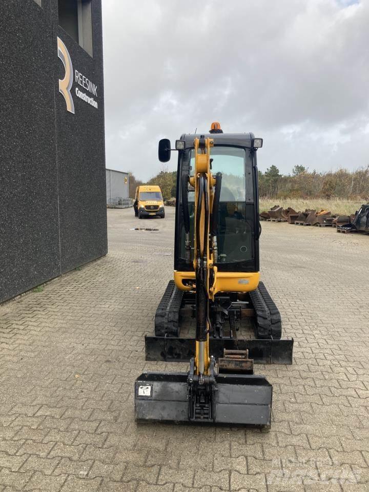 JCB 8020 CTS Mini ekskavatörler, 7 tona dek