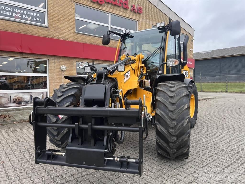 JCB TM320 Tekerlekli yükleyiciler