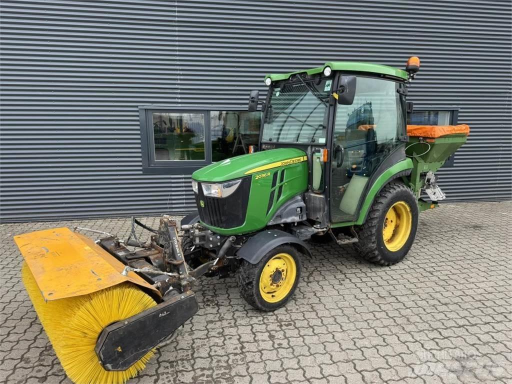 John Deere 2036R Traktörler