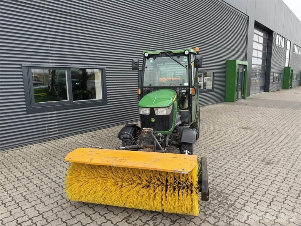 John Deere 2036R Traktörler