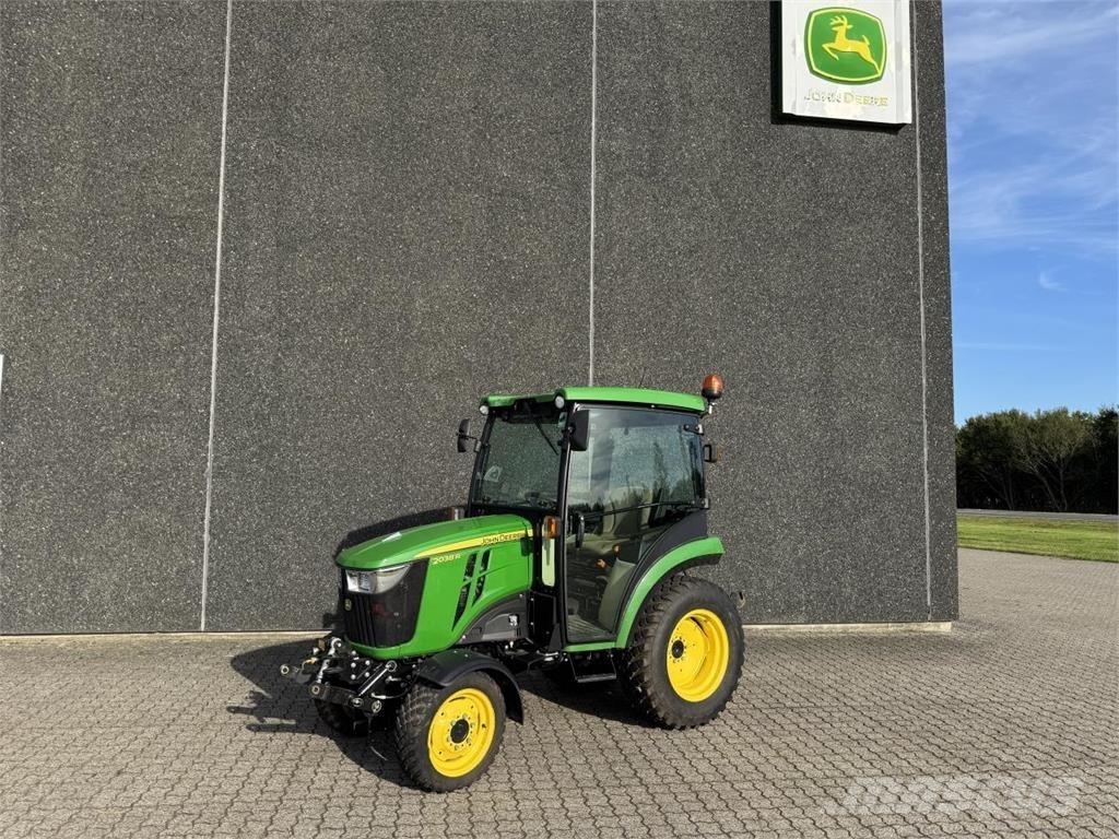 John Deere 2038R Traktörler