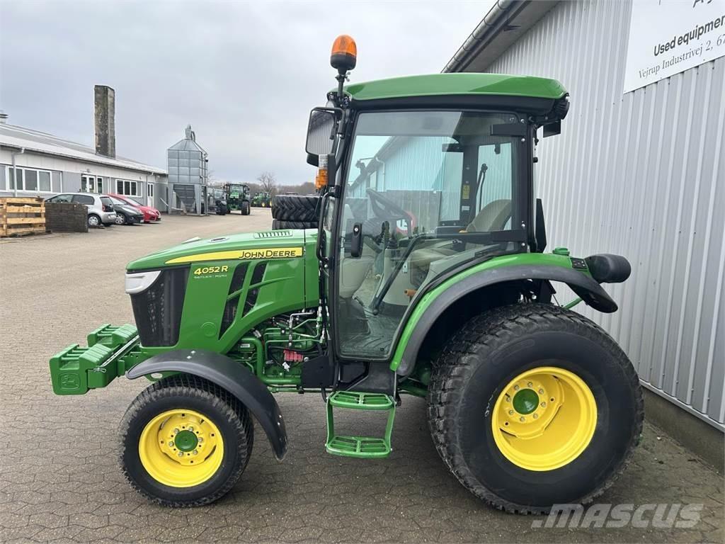 John Deere 4052R Traktörler