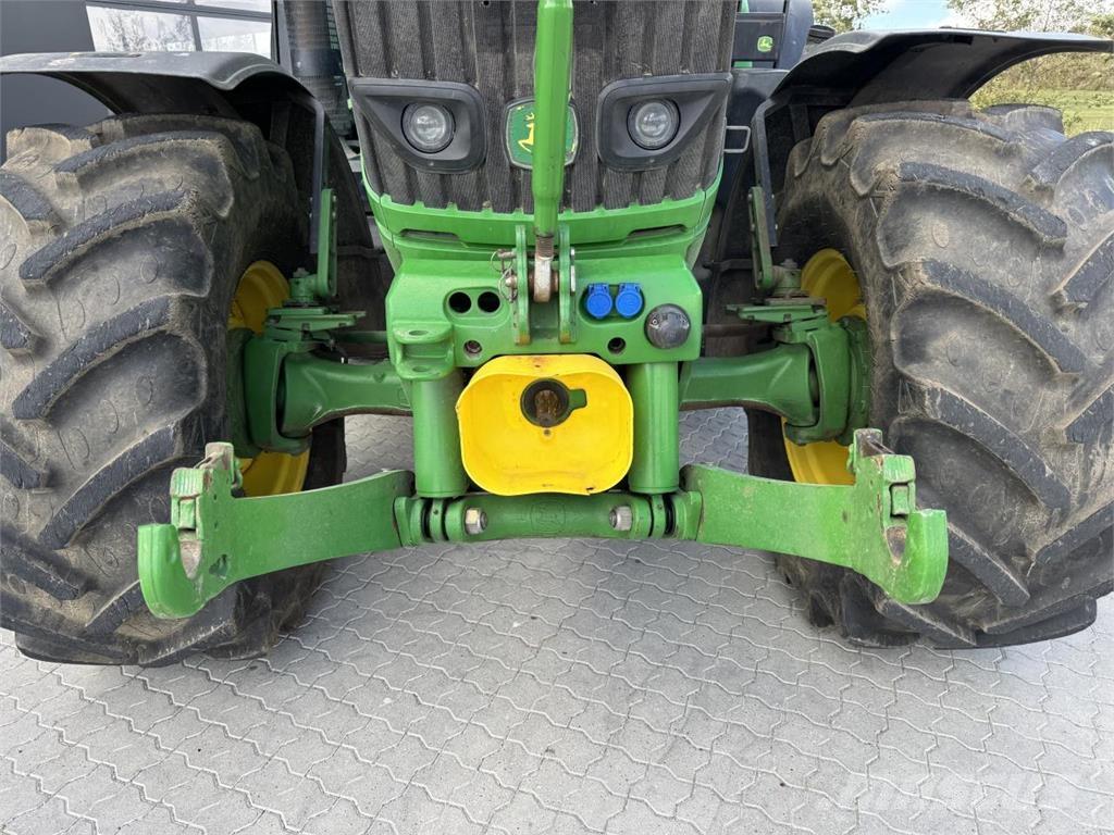 John Deere 6210R Traktörler