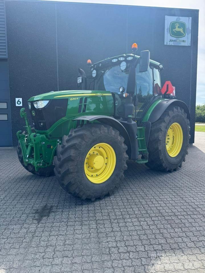 John Deere 6250R Traktörler