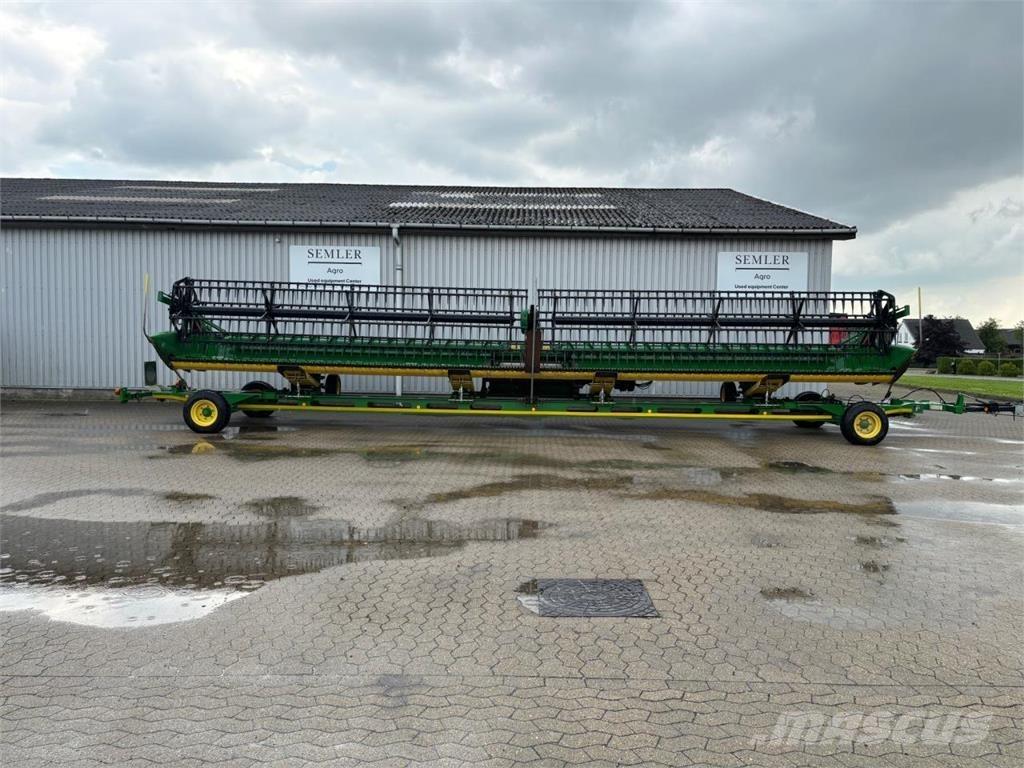John Deere 640D Biçerdöver kafaları