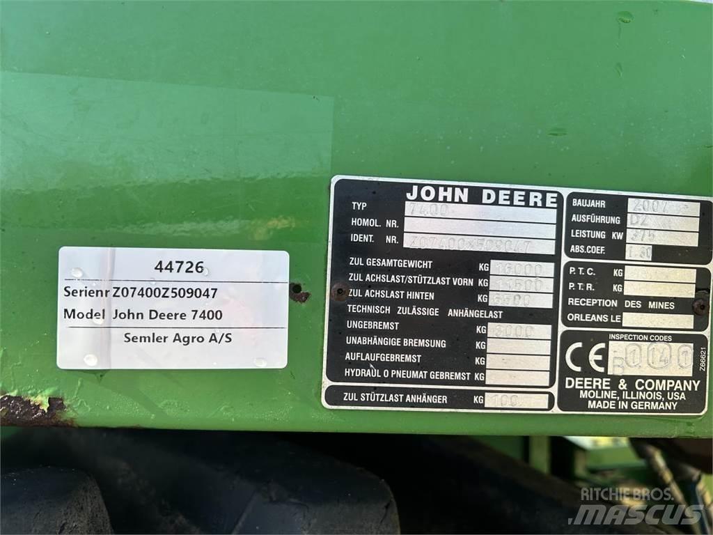 John Deere 7400 Silaj makinasi