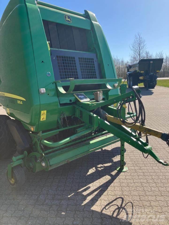 John Deere 864 Rulo balya makinalari