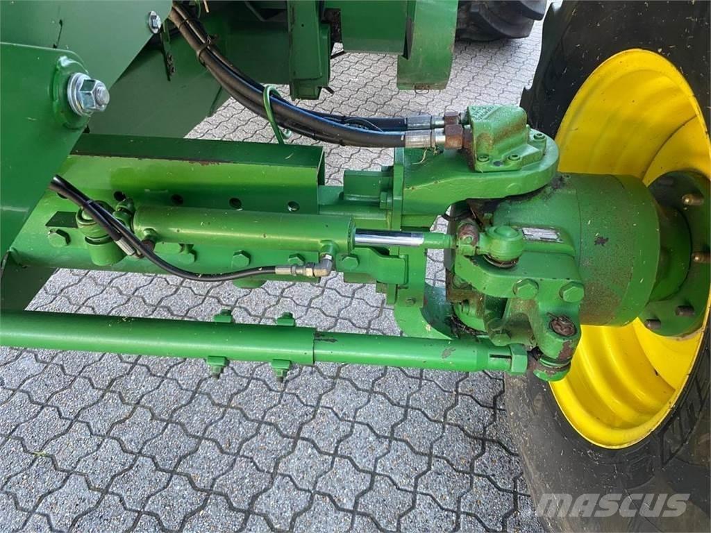 John Deere C670 Biçerdöverler