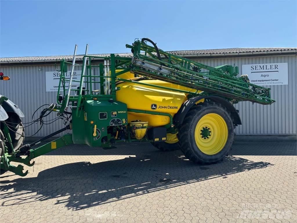 John Deere M952I Çekilir pülverizatörler