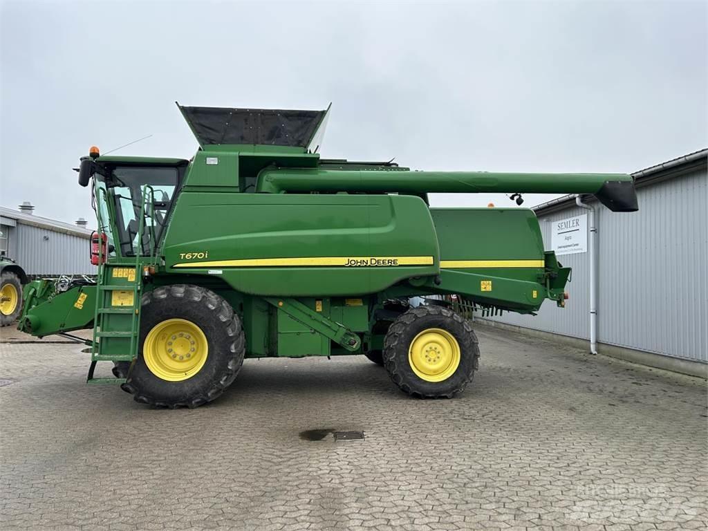 John Deere T670 Biçerdöverler