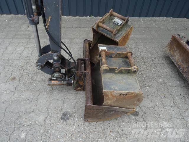 Kato 12 VXE Mini ekskavatörler, 7 tona dek